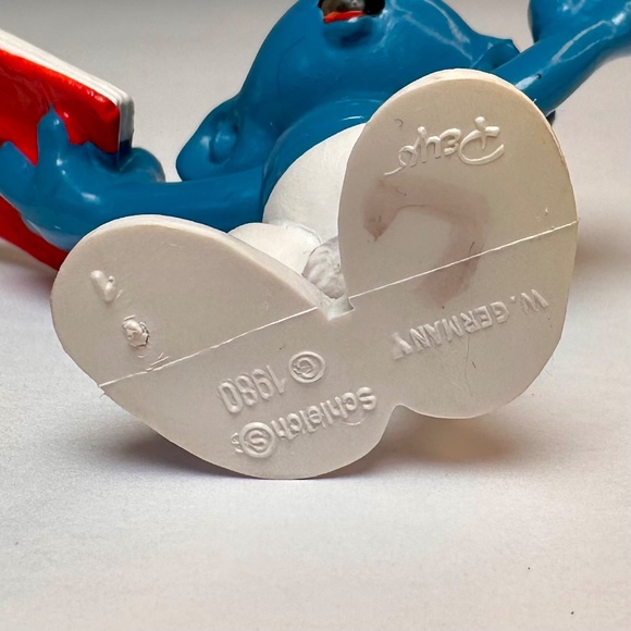 π Vintage Brainy Smurf Figurine β Schleich β Made in Germany (1980) - Picture 7 of 7